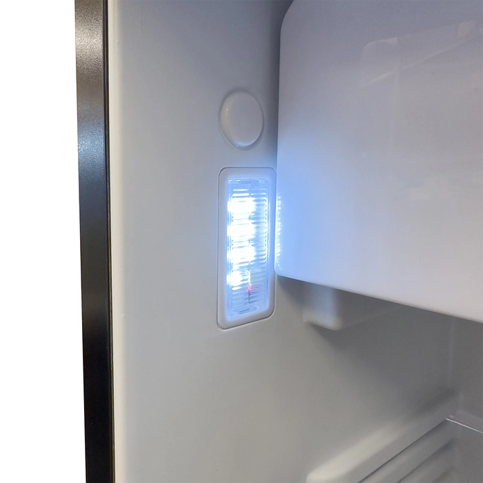 Ocean Comfort CR40 kjøleskap med grå / sølv front 12 / 24Volt