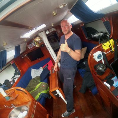 No Bullshit Just Sailing - Strøm om bord