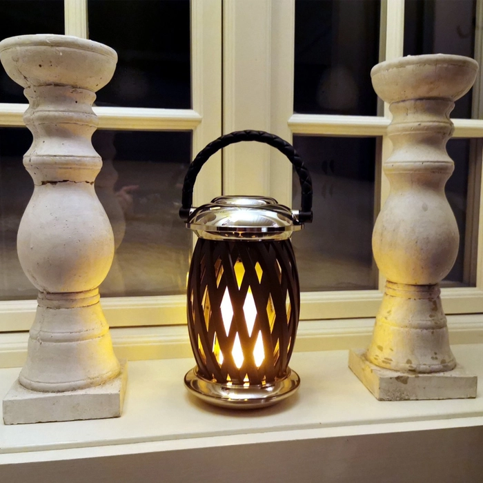 Homeline Ignis oppladbar LED-lampe med flamme-effekt