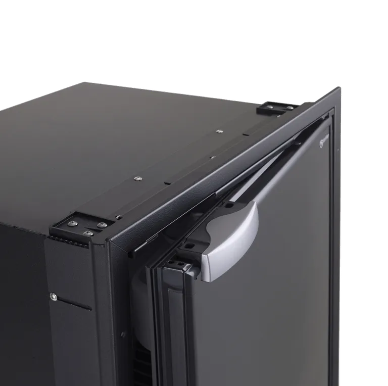Vitrifrigo C130L 130-liter kjøleskap, sort front, 12/24V, Airlock, uten ramme