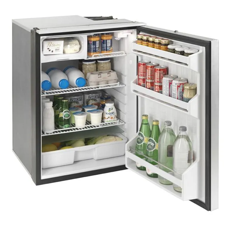 Isotherm Cruise Elegance Total Black 130L kjøleskap 12/24V