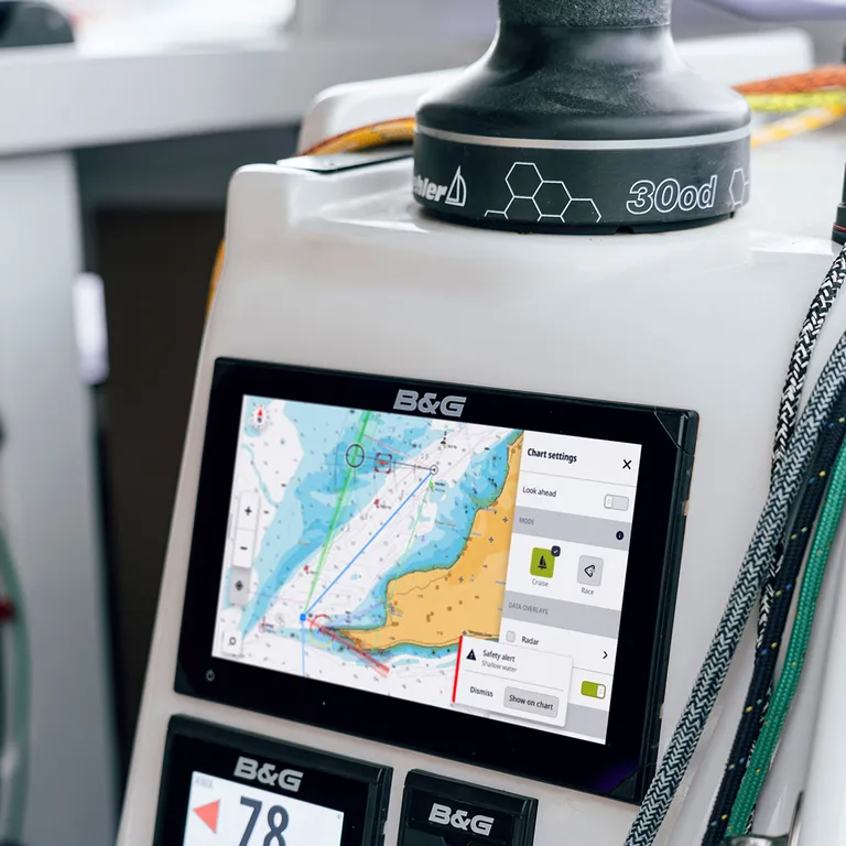 B&G Zeus S 9" kartplotter m/seilfunksjoner og ekkolodd