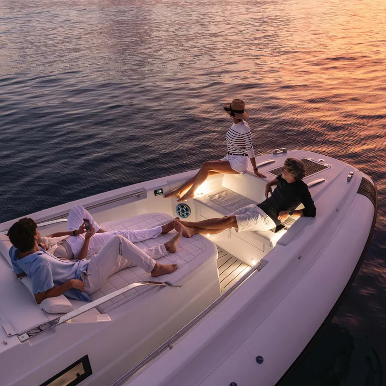 Fusion Apollo-høyttalere 8,8"LED sportsgrå