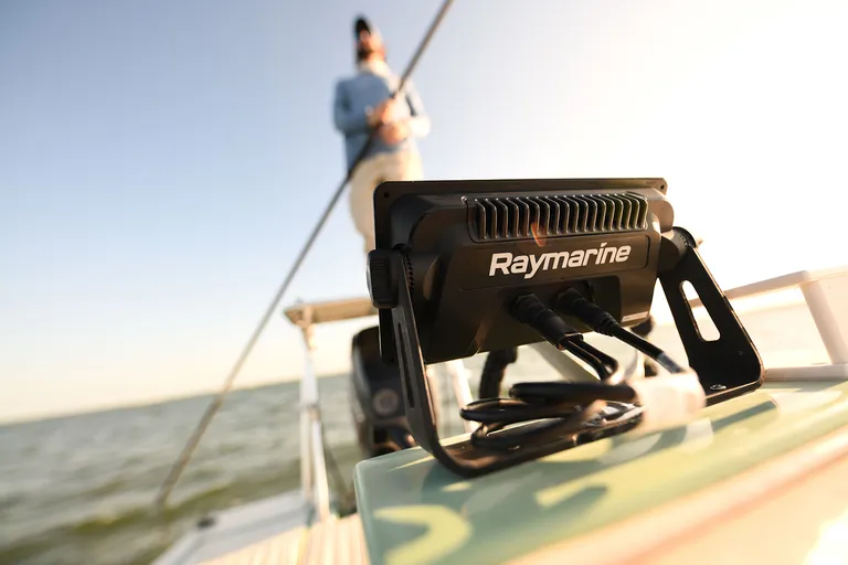 Raymarine Element 9HV 9"kartplotter med ekkolodd