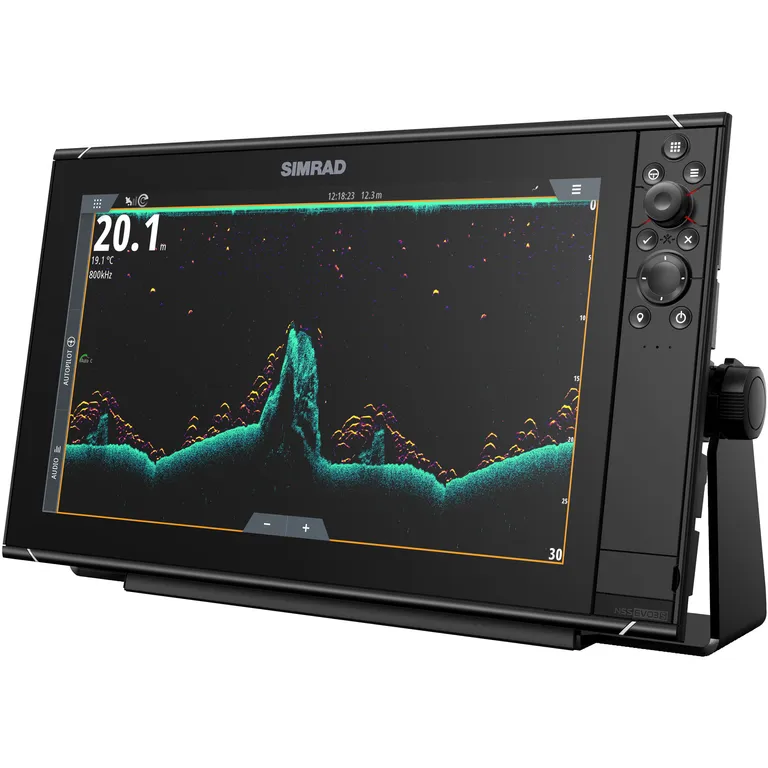 Simrad NSS16 evo3S kartplotter med ekkolodd