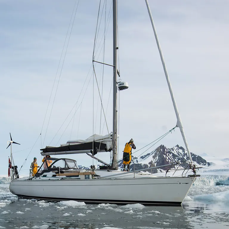 B&G HALO20 radarantenne