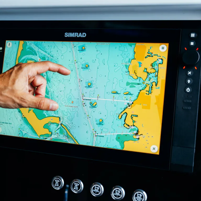 Simrad NSS 4 10" kartplotter med ekkolodd