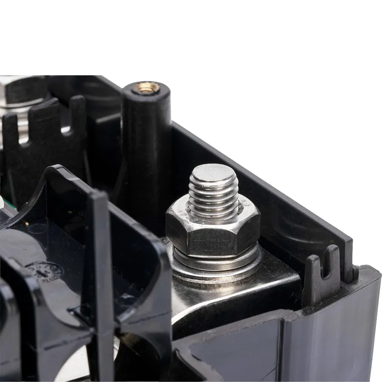 Victron Lynx Distributor M10