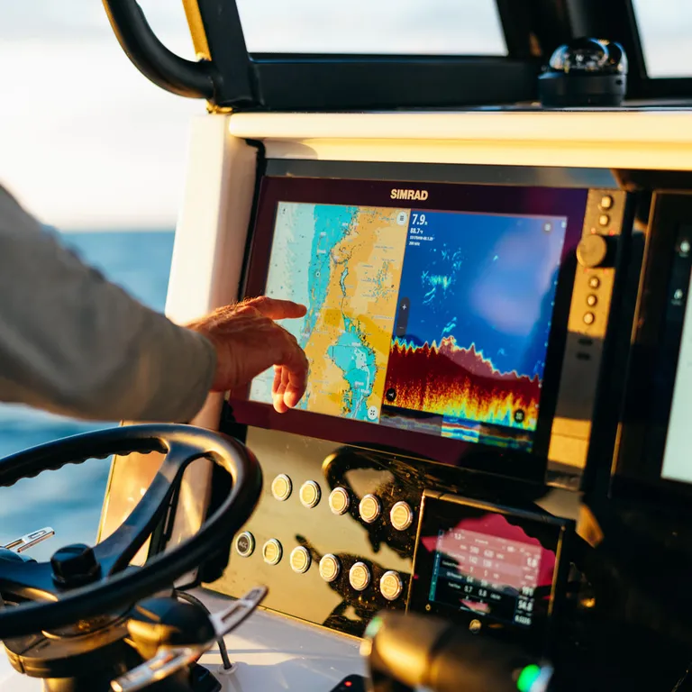 Simrad NSS 4 10" kartplotter med ekkolodd