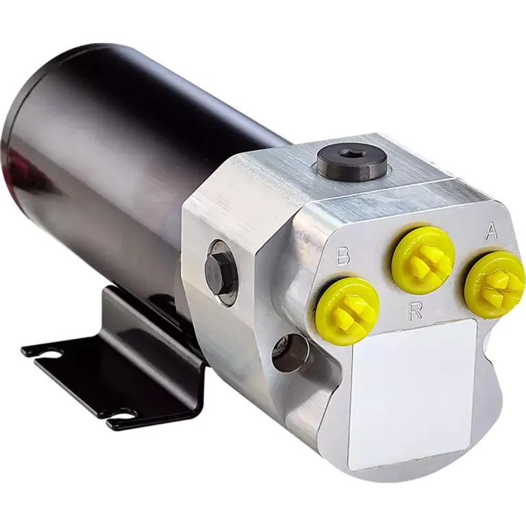 Raymarine Evolution autopilot  EV150 med 1L hydraulisk pumpe og P70Rs display for 12v