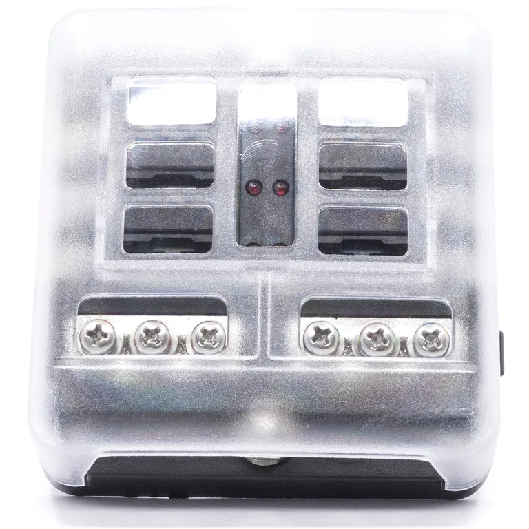 Sikringsholder for 6 sikringer med LED indikatorlys