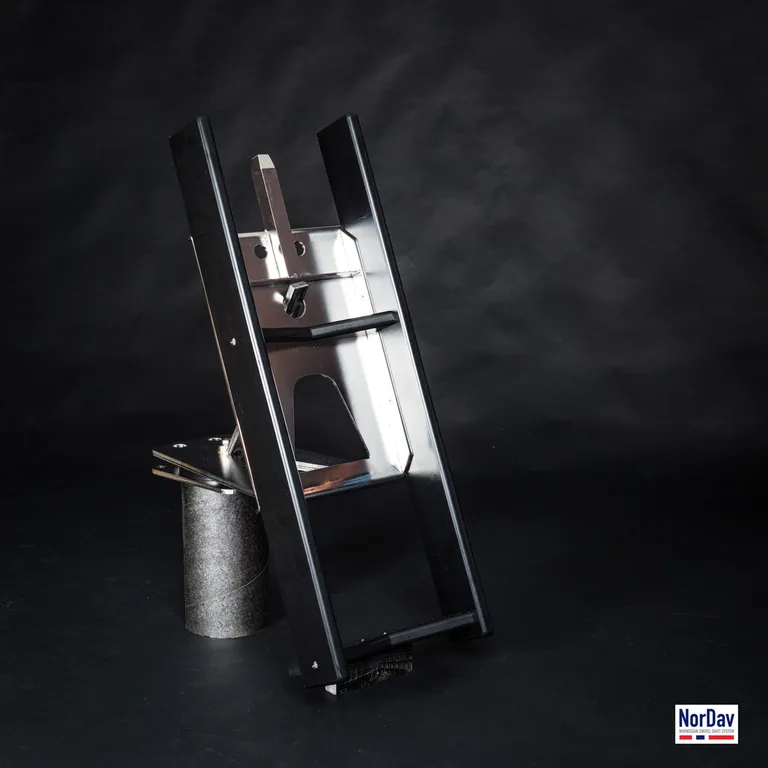NorDav H Swivel Davit, syrefast stål sort