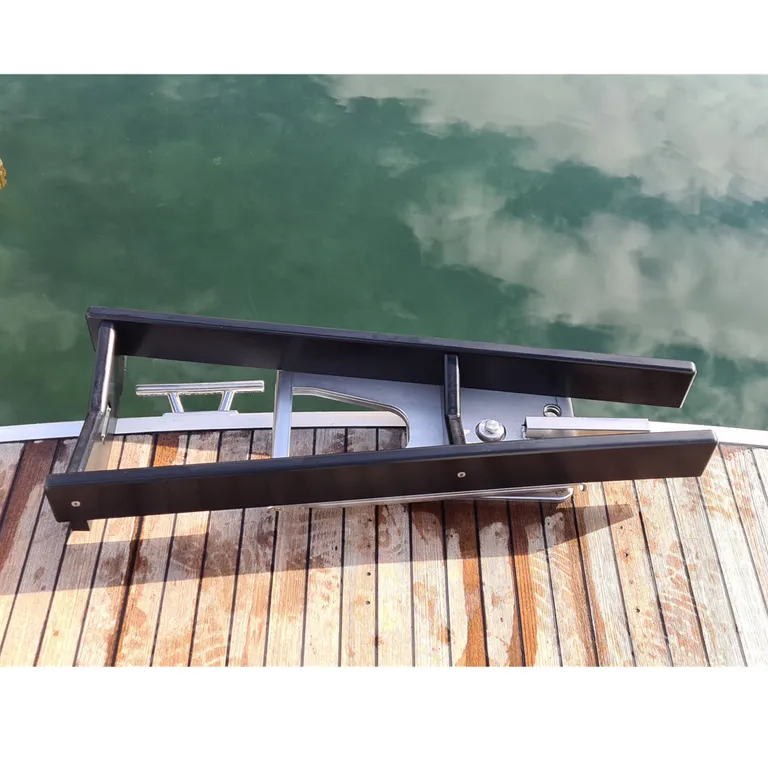 NorDav V Swivel Davit, syrefast stål sort