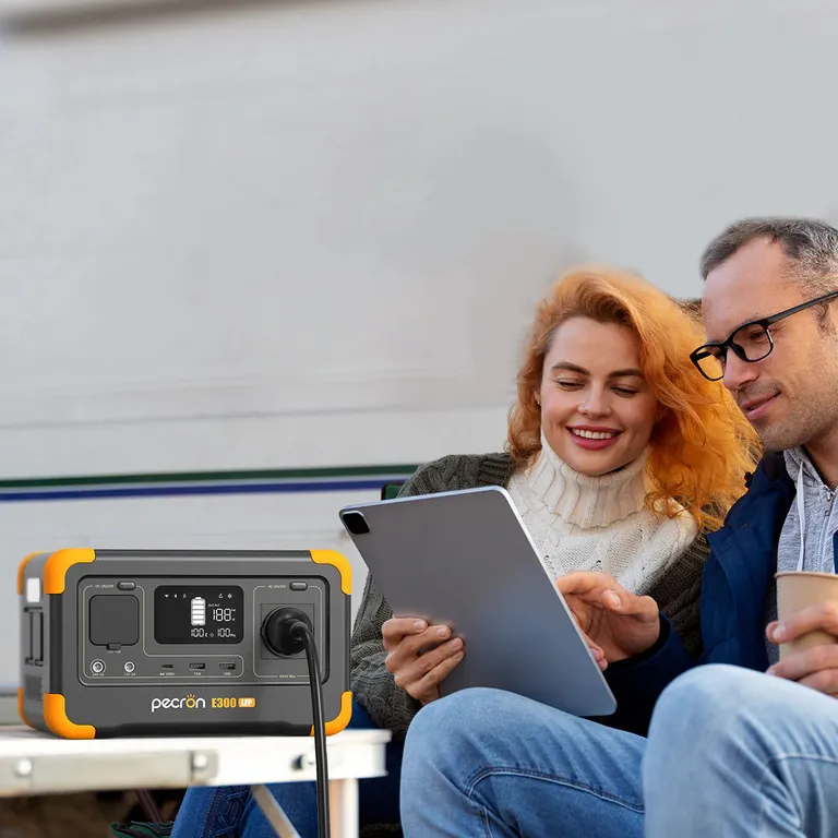 Pecron E300LFP Strømstasjon 288Wh 600W