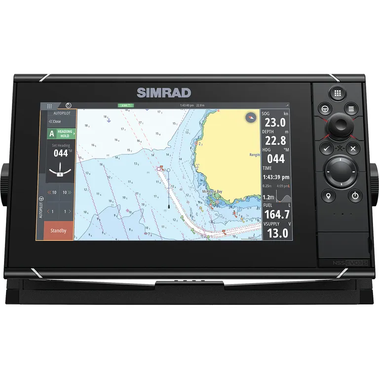 Simrad NSS9 evo3S kartplotter og HALO20+ radarpakke