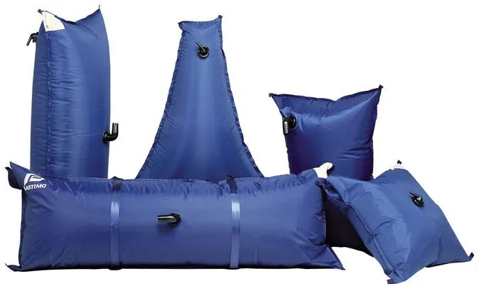 Plastimo fleksibel vanntank på 120L (108x120x25cm) trekantet