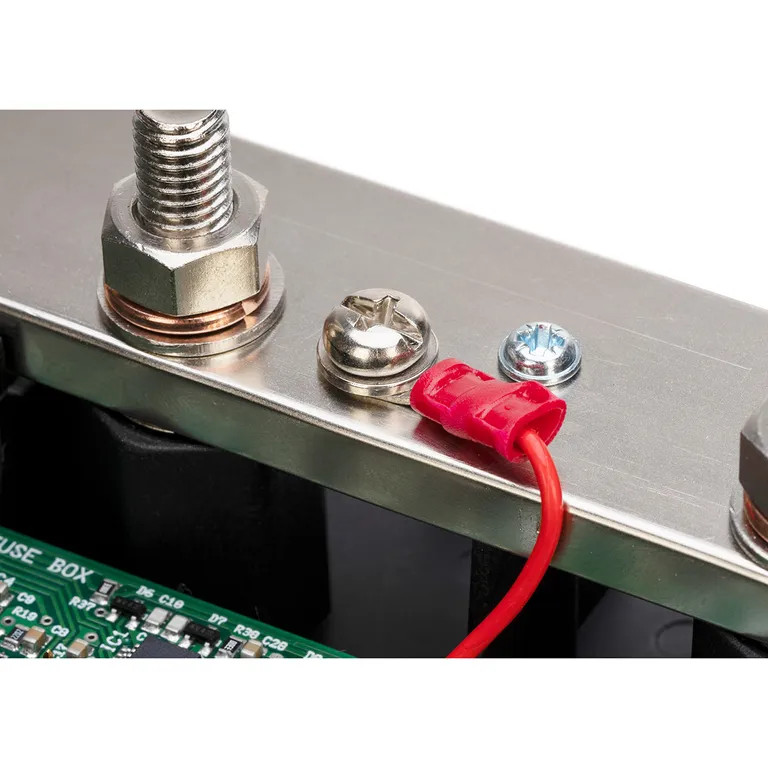 Victron Lynx Distributor M10