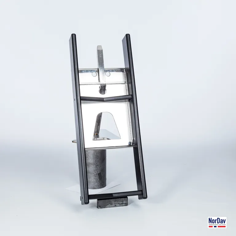 NorDav H Swivel Davit, syrefast stål sort